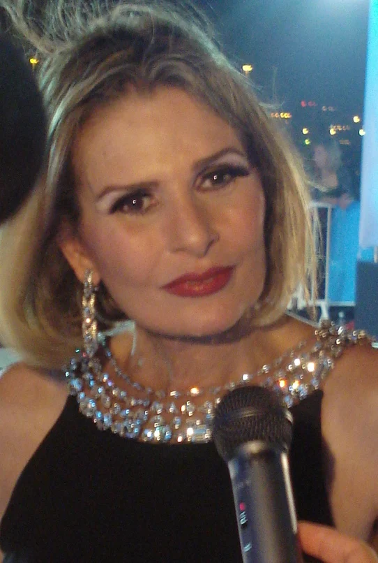 Youssra 28cropped29